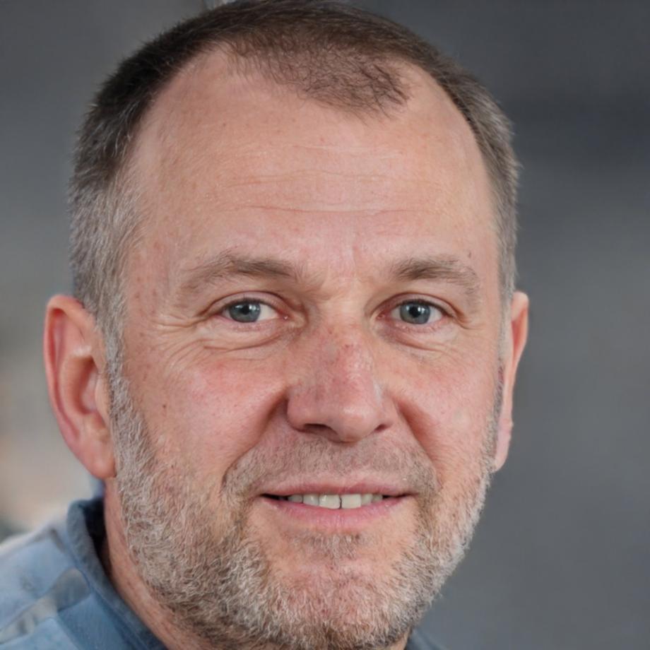 Portrait de Marc Dubois, expert en analyse financière